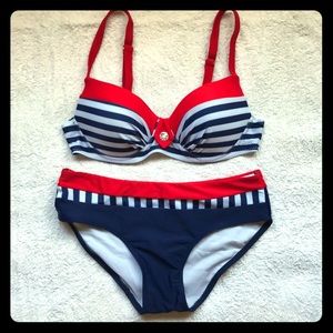 2-piece bikini - BRAND NEW!